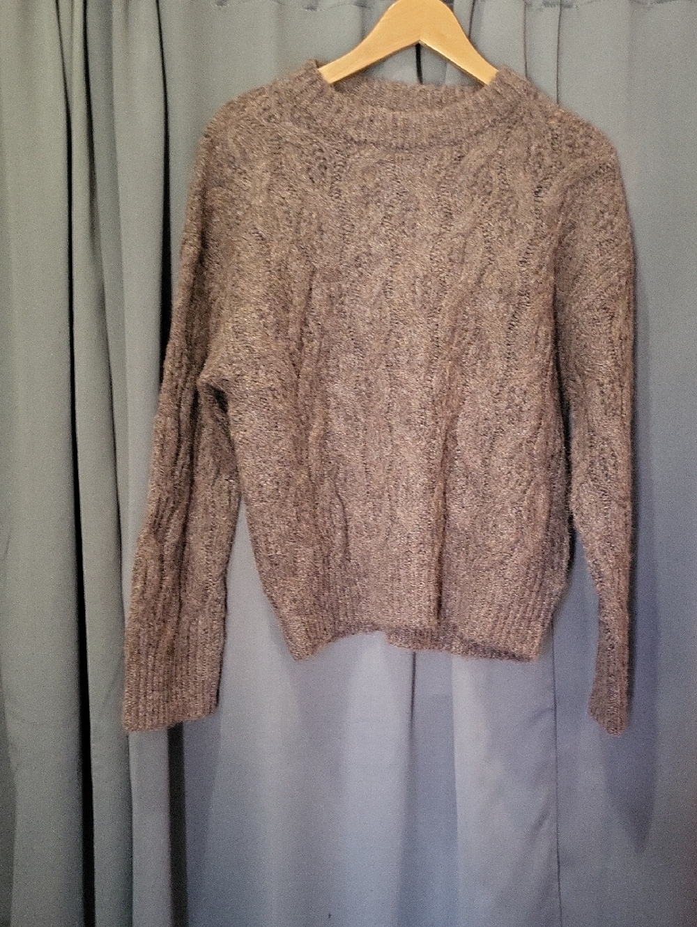 Cozy Cable-Knit Women's Sweater in Taupe